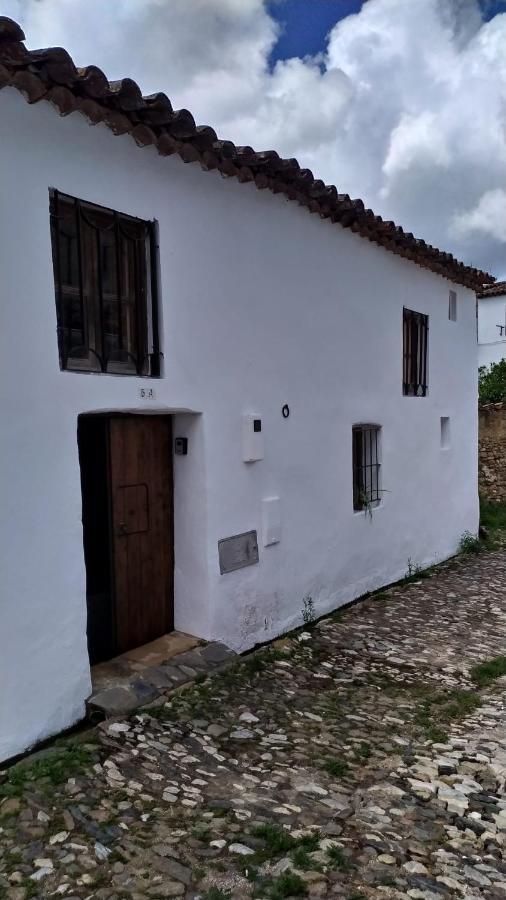 Monteperdido Villa Linares de la Sierra Exterior foto